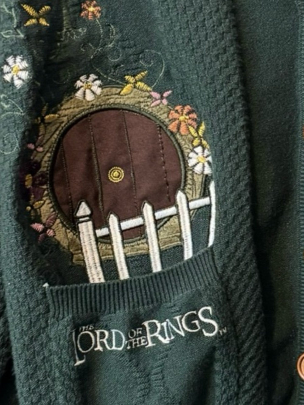Lord of the Rings Hobbit Door Cardigan Sweater Embroidered Cottagecore LG - Picture 4 of 7
